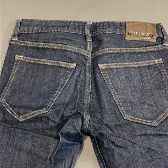 Express - Picture 3 of 3